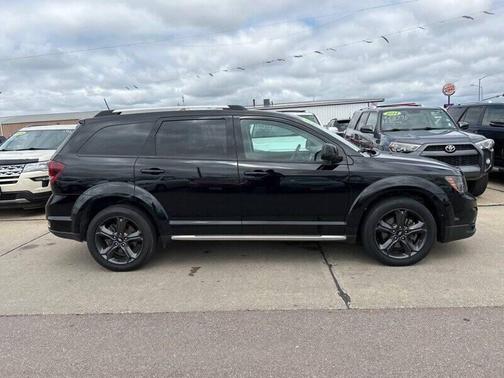 2019 Dodge Journey Crossroad