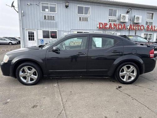 2008 Dodge Avenger R/T 4dr Sedan