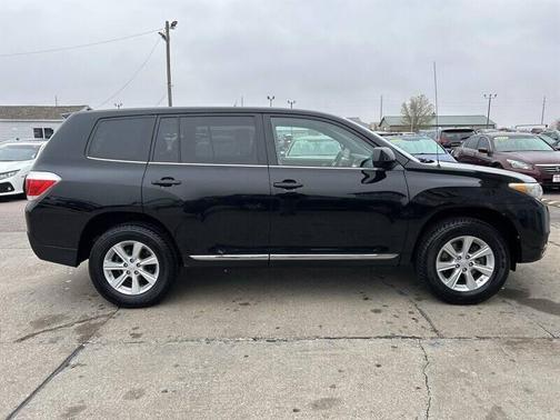 2012 Toyota Highlander SE