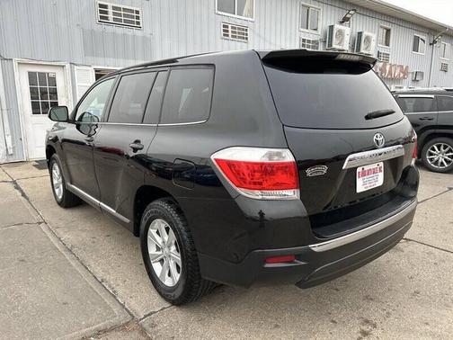 2012 Toyota Highlander SE