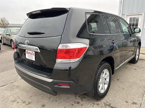 2012 Toyota Highlander SE