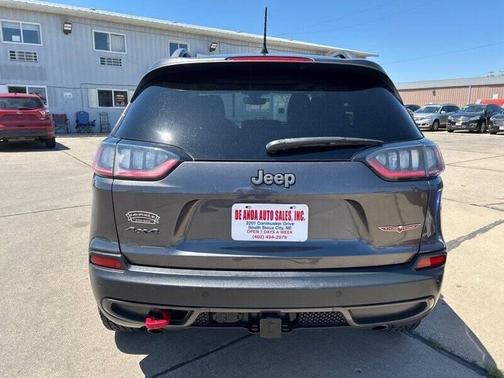 2019 Jeep Cherokee Trailhawk