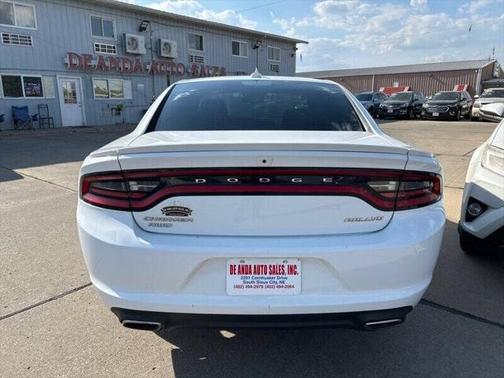 2016 Dodge Charger SXT