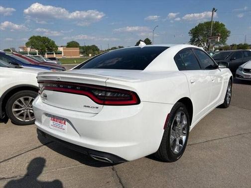 2016 Dodge Charger SXT