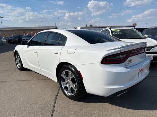 2016 Dodge Charger SXT