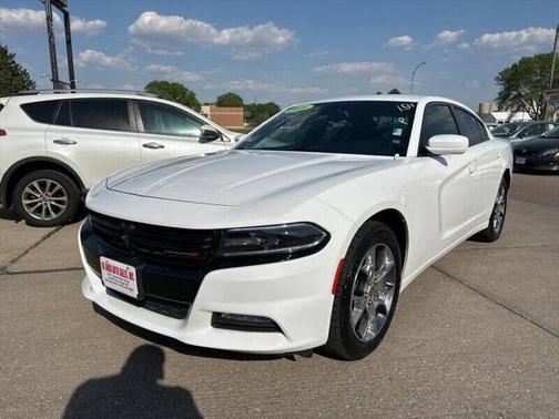 2016 Dodge Charger SXT
