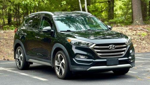 Black Noir Pearl 2017 Hyundai TUCSON Limited