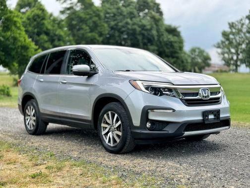 Silver 2020 Honda Pilot EX