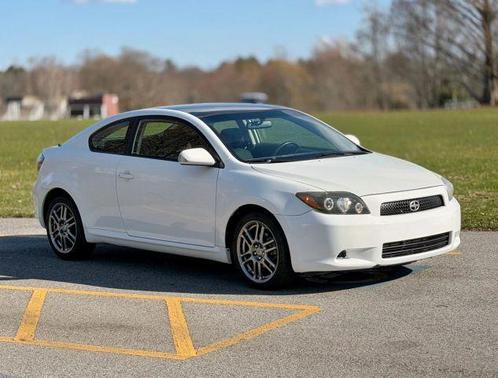 White 2010 Scion tC