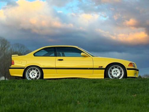 Yellow 1995 BMW M3