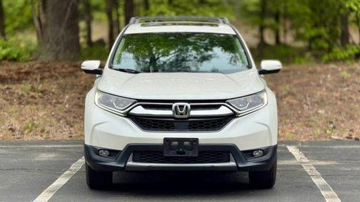 White 2018 Honda CR-V EX