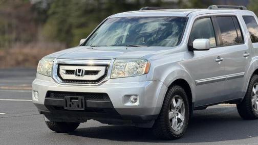 Silver 2010 Honda Pilot EX-L