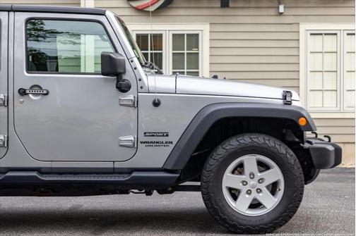 2017 Jeep Wrangler Unlimited Sport