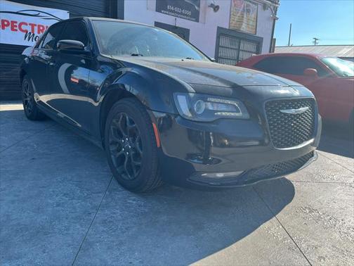 2019 Chrysler 300 S