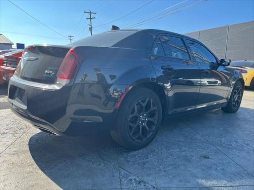 2019 Chrysler 300 S