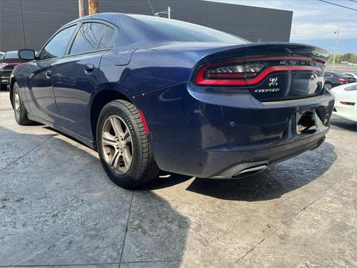 2015 Dodge Charger SE