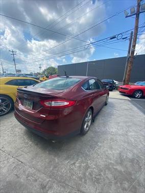 2014 Ford Fusion SE