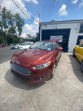 2014 Ford Fusion SE
