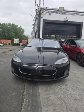 2015 Tesla Model S 70D