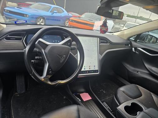 2015 Tesla Model S 70D