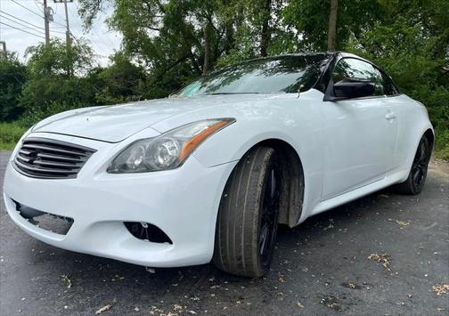 2012 INFINITI G37 Sport