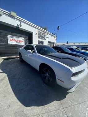 2017 Dodge Challenger SXT