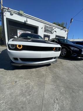 2017 Dodge Challenger SXT