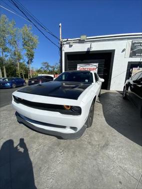 2017 Dodge Challenger SXT