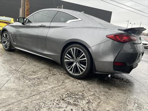 2017 INFINITI Q60 3.0T Premium