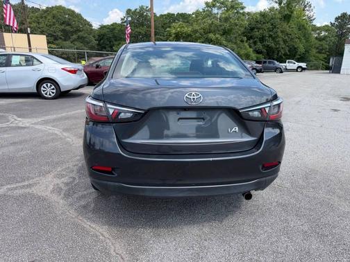 Gray 2018 Toyota Yaris iA Base