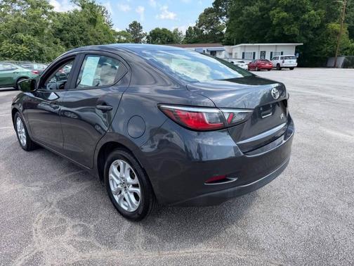 Gray 2018 Toyota Yaris iA Base