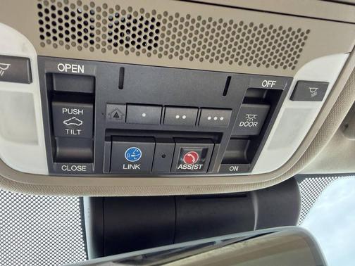 2018 Acura TLX V6 w/Technology Package