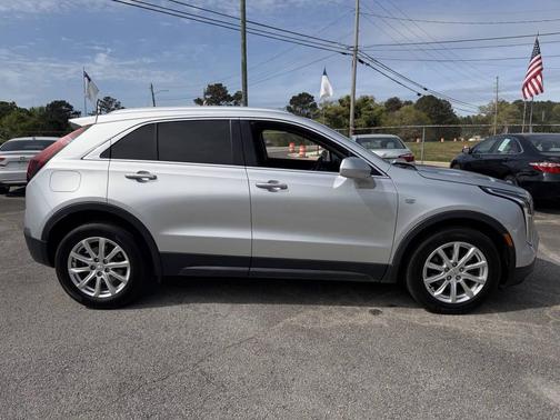 Silver 2019 Cadillac XT4 Luxury