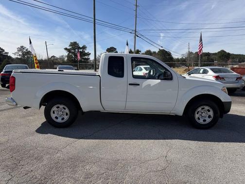 2015 Nissan Frontier S