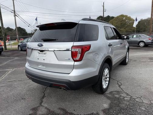 2016 Ford Explorer Base