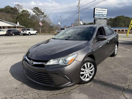 2016 Toyota Camry LE