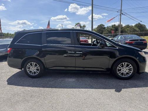 Crystal Black Pearl 2011 Honda Odyssey EX