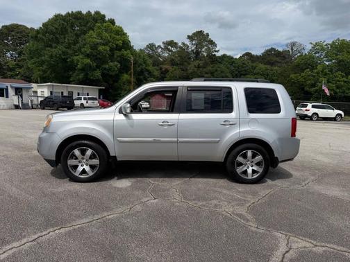 Alabaster Silver Metallic 2013 Honda Pilot Touring