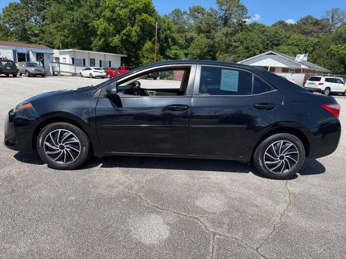 Black 2017 Toyota Corolla LE