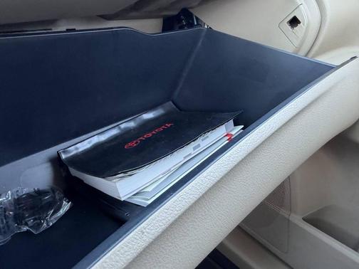 2012 Toyota Highlander SE