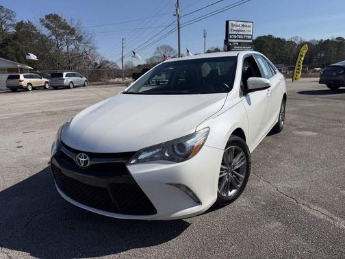 2016 Toyota Camry SE