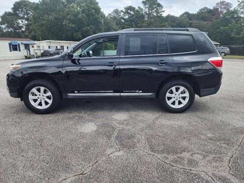 2013 Toyota Highlander SE