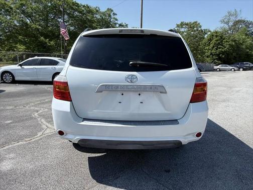 2010 Toyota Highlander SE