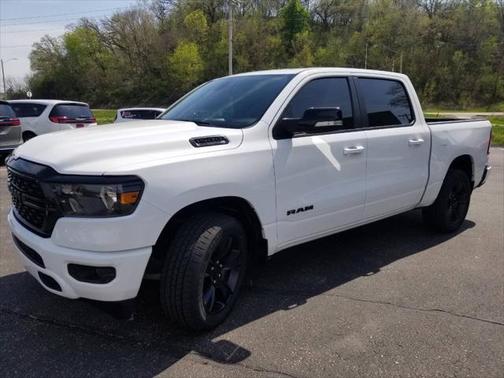 2022 RAM 1500 Big Horn Crew Cab 4x4 57' Box