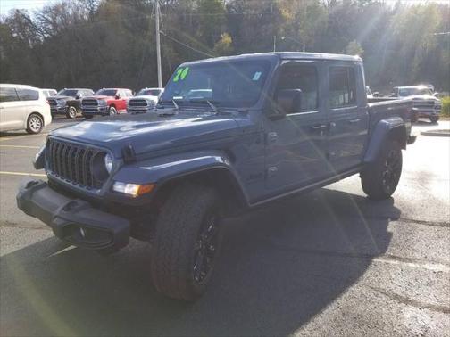 2024 Jeep Gladiator Nighthawk