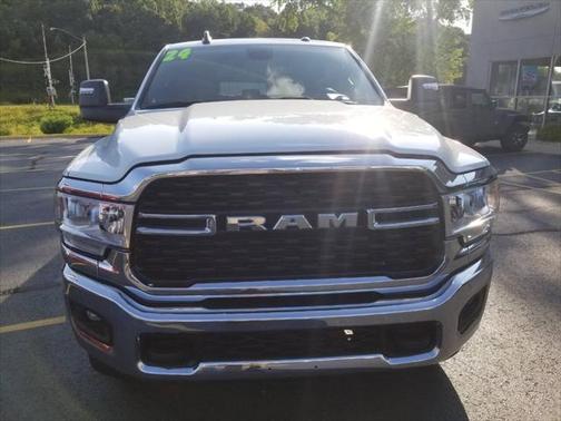 2024 RAM 2500 Big Horn Crew Cab 4x4 64' Box