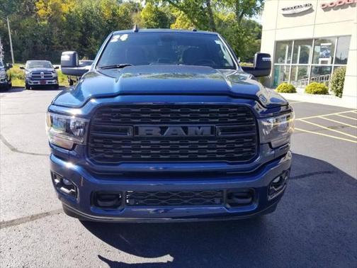 2024 RAM 2500 Big Horn Crew Cab 4x4 64' Box