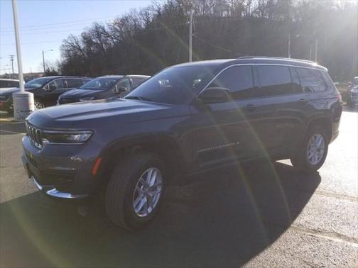 2023 Jeep Grand Cherokee L Laredo 4x4
