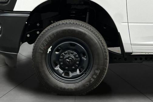 2025 RAM 2500 Tradesman Crew Cab 4x4 6'4' Box