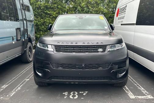 2024 Land Rover Range Rover Sport SE